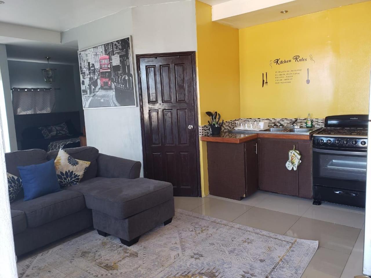 Db Tower Vacation Rental Belize City Luaran gambar